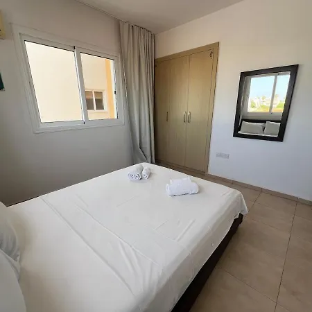 Cosy 2br Family - Mythical Sands Apartment Paralimni