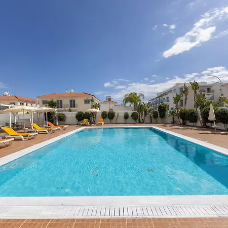Apartment Cosy 2br Family - Mythical Sands *